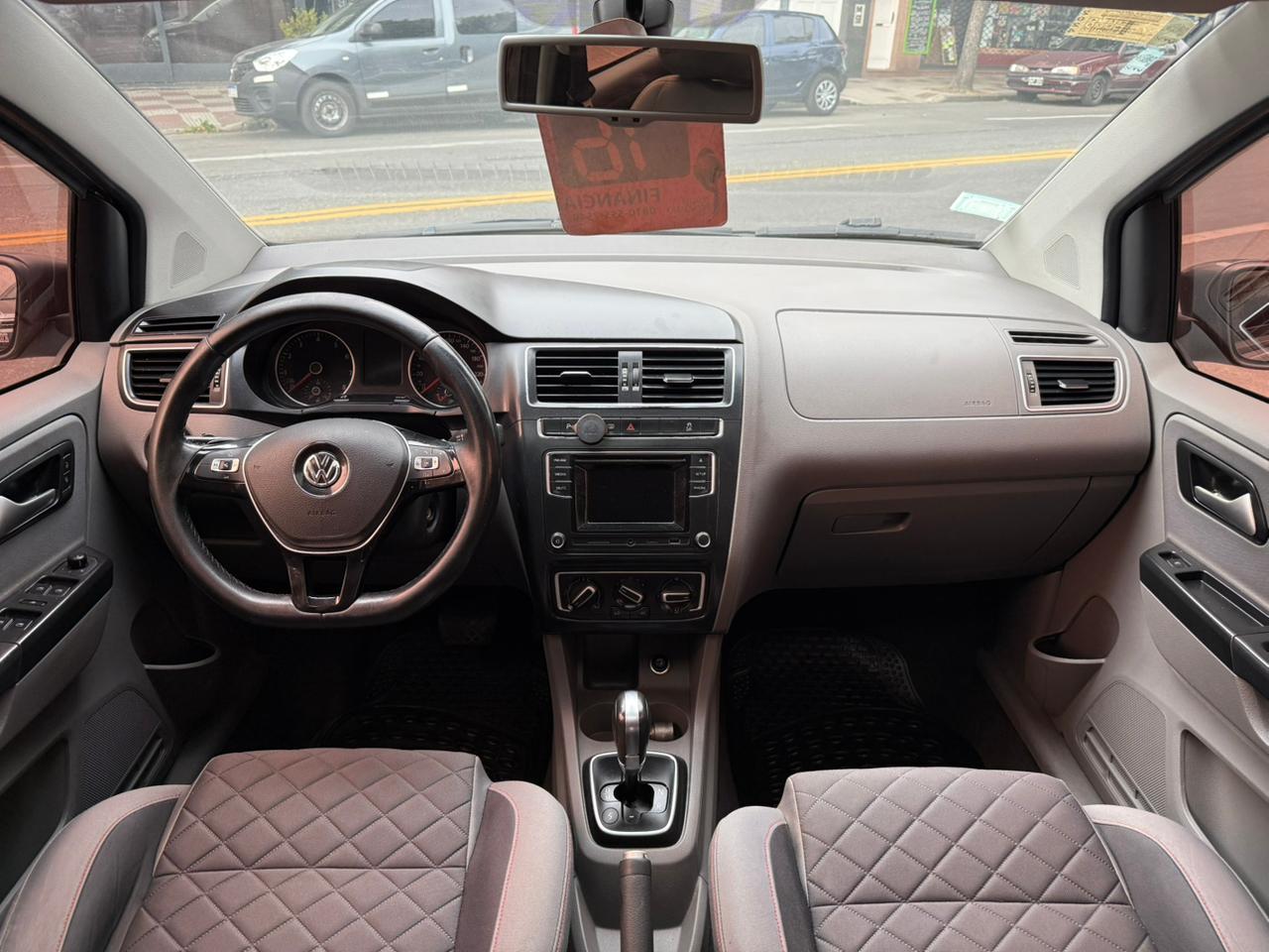 Volkswagen Suran 2016 - Foto 2