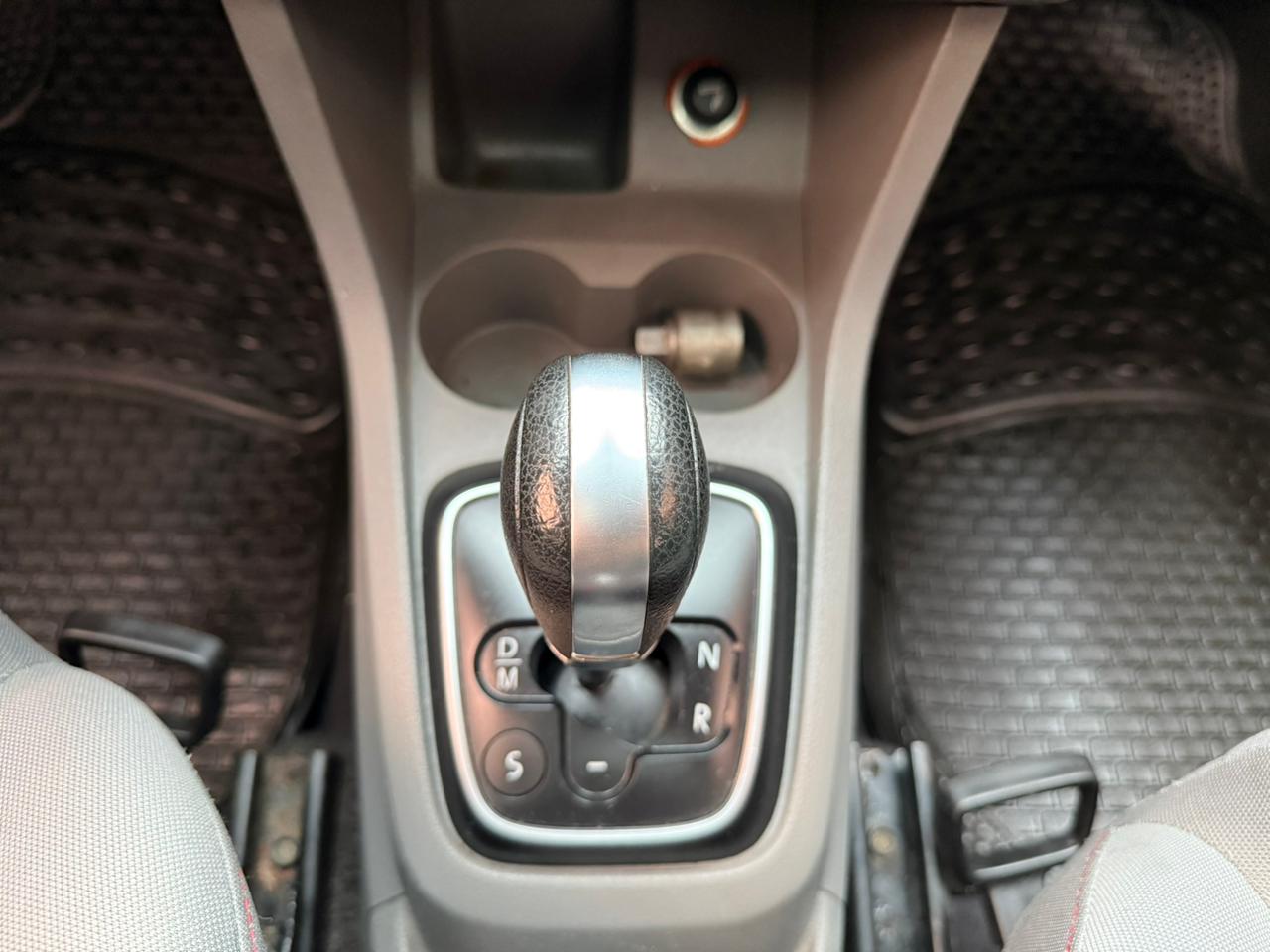 Volkswagen Suran 2016 - Foto 7