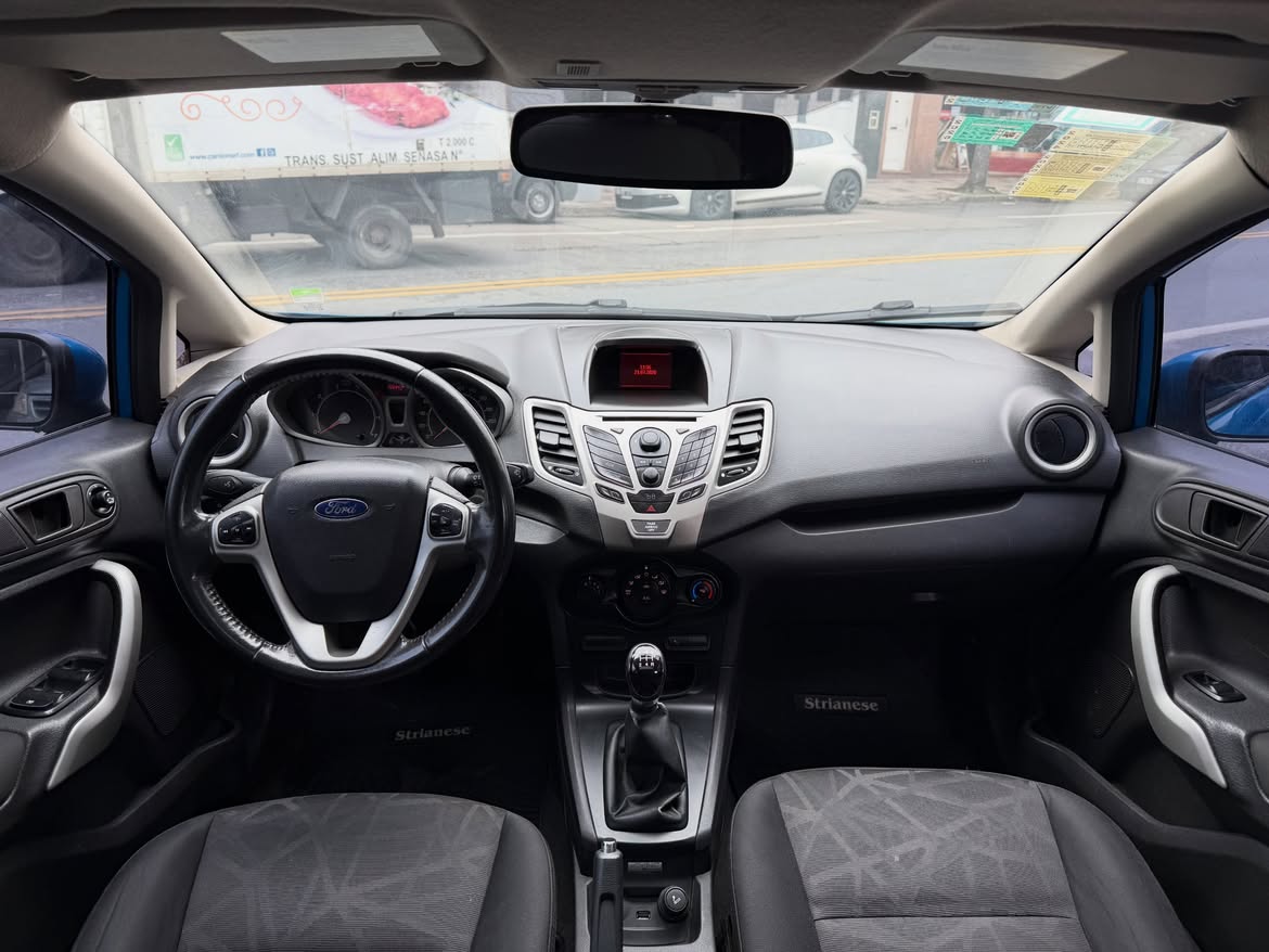 Ford Fiesta 2012 - Foto 2