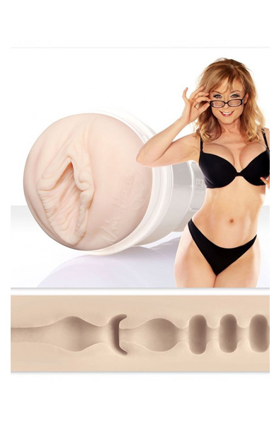 Fleshlight Nina Hartley Cougar Fleshlight |  | Intimast