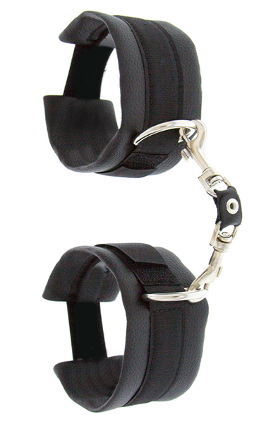 Guilty Pleasure Luxurious Handcuffs Black Handbojor |  | Intimast