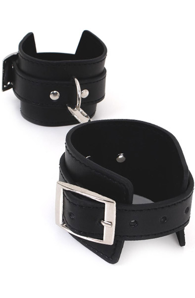 Kiotos Budget Wrist Cuffs With Double Hook Handbojor |  | Intimast