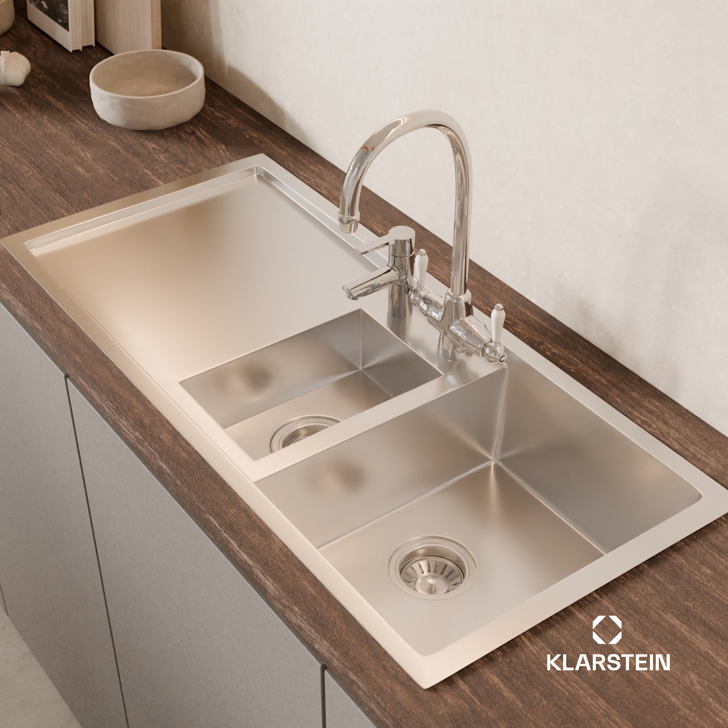 Klarstein TitanSteel kitchen sink 1.5 with draining board dimensions: 100 x 45 cm (LxW) with main and intermediate basins made of stainless steel with a scratch-resistant and heat-resistant surface 100 x 45 cm | Stainless Steel