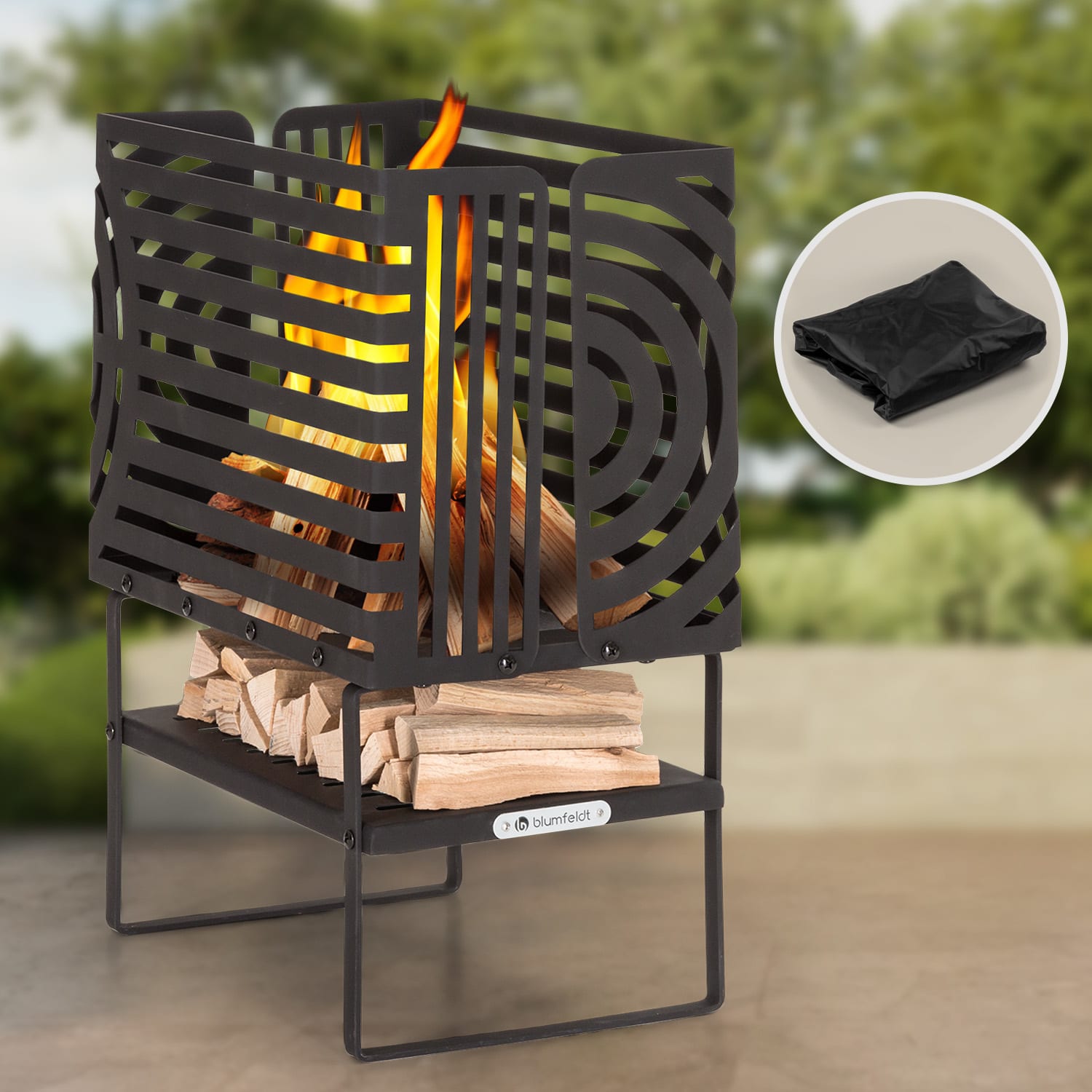 Sedia impilabile Eltiera in rattan sintetico e struttura in acciaio nero | Kave Home Italy