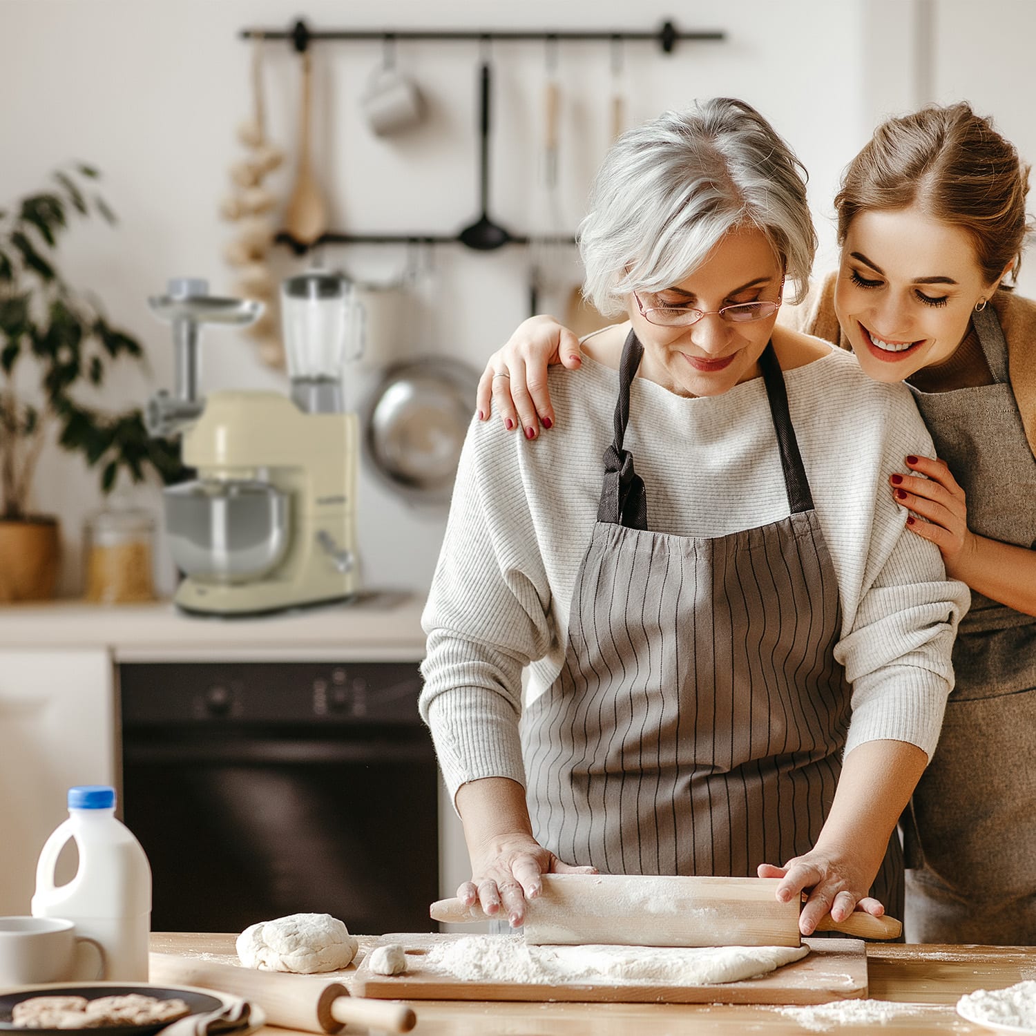 Lucia кухненски робот 3-в-1, 1800 W / 2,7 PS 5 литра неръждаема стомана без ВРА Винтидж крем