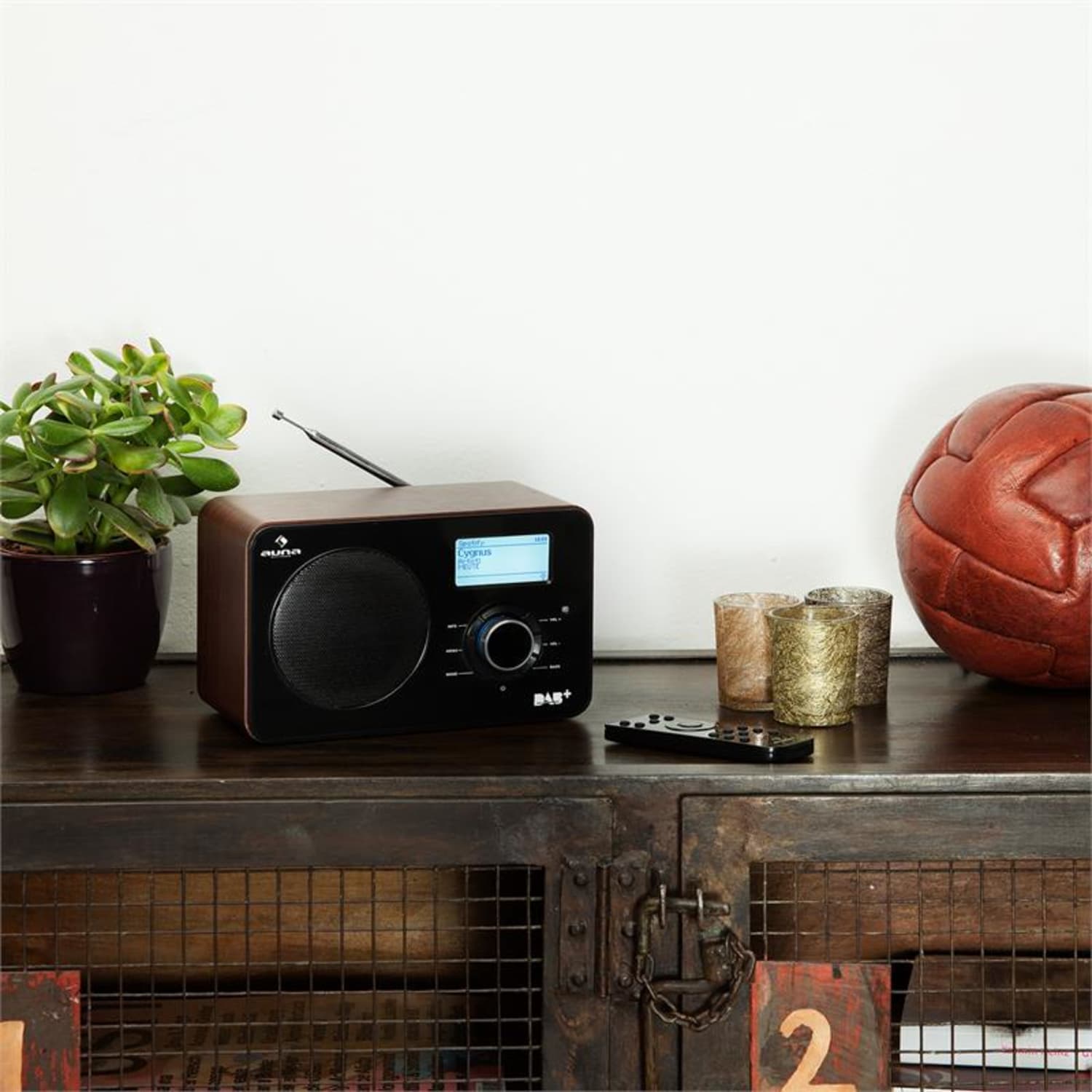Worldwide internetové rádio, síťový přehrávač, WLAN/LAN, DAB/DAB+, FM, USB, AUX 