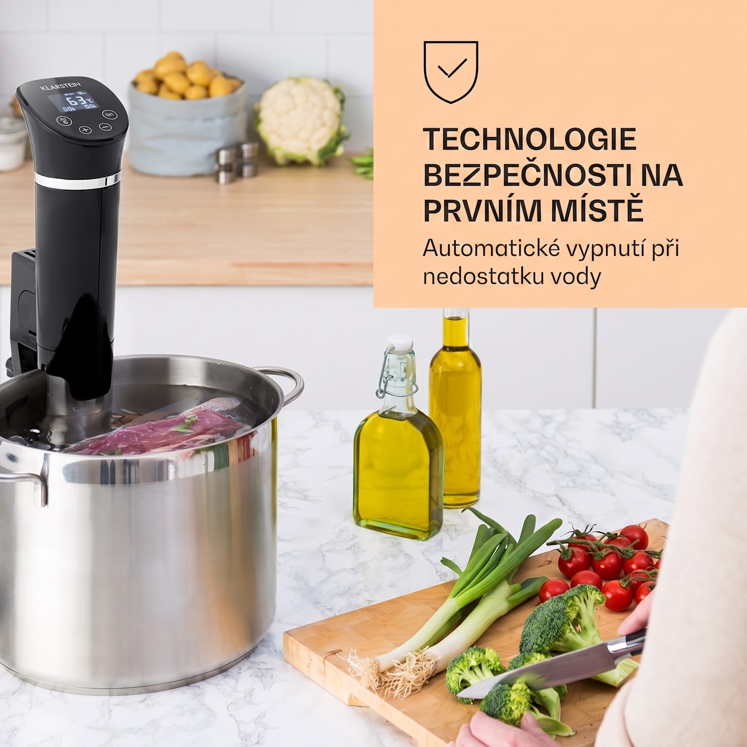 Quickstick Flex, sous vide vařič, 1300 W, 0-95 °C, 3D cirkulace, IPX7, časovač, černý Černá