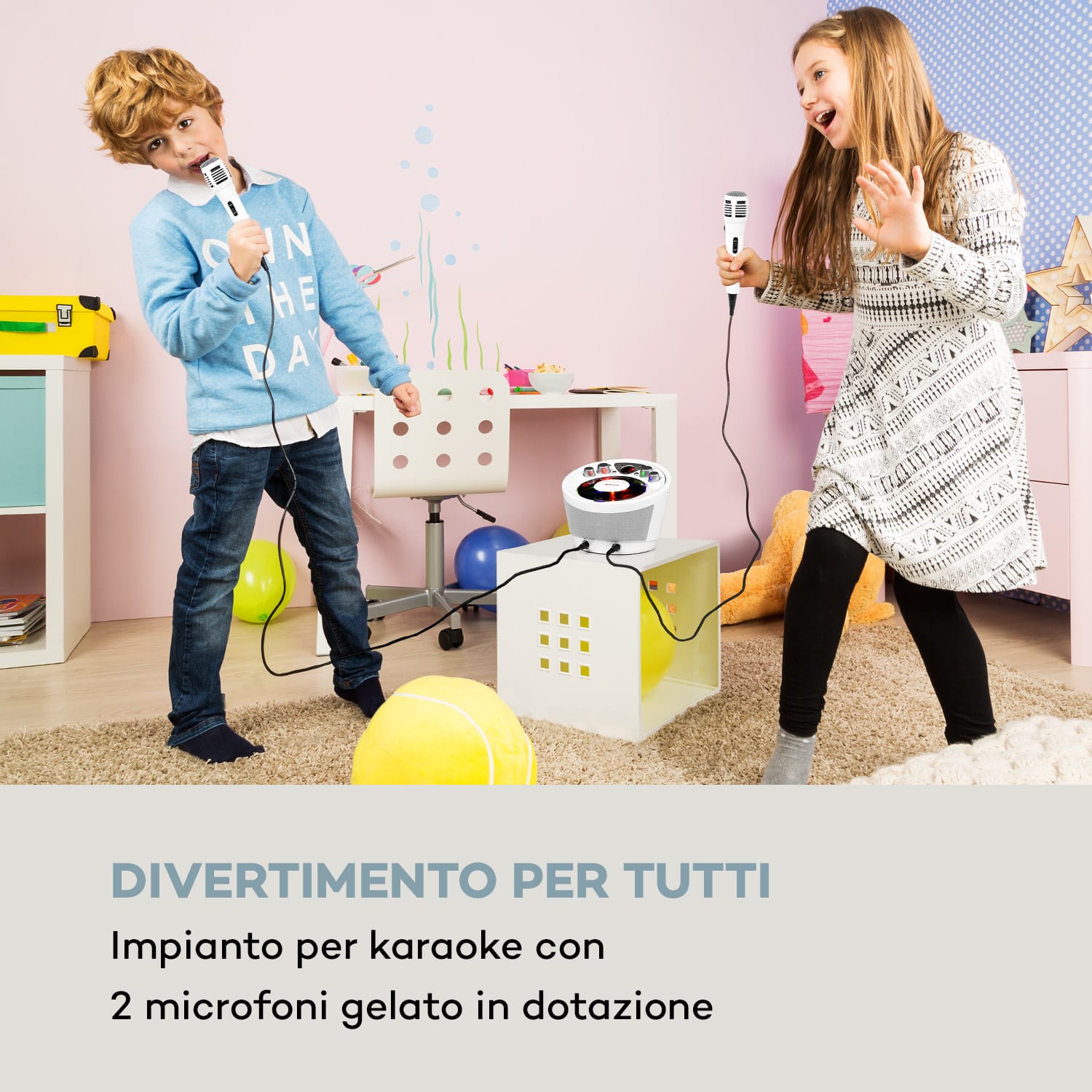 Sistema karaoke SingSing BT 2 microfoni lettore CD BT effetto luce LED mobile 