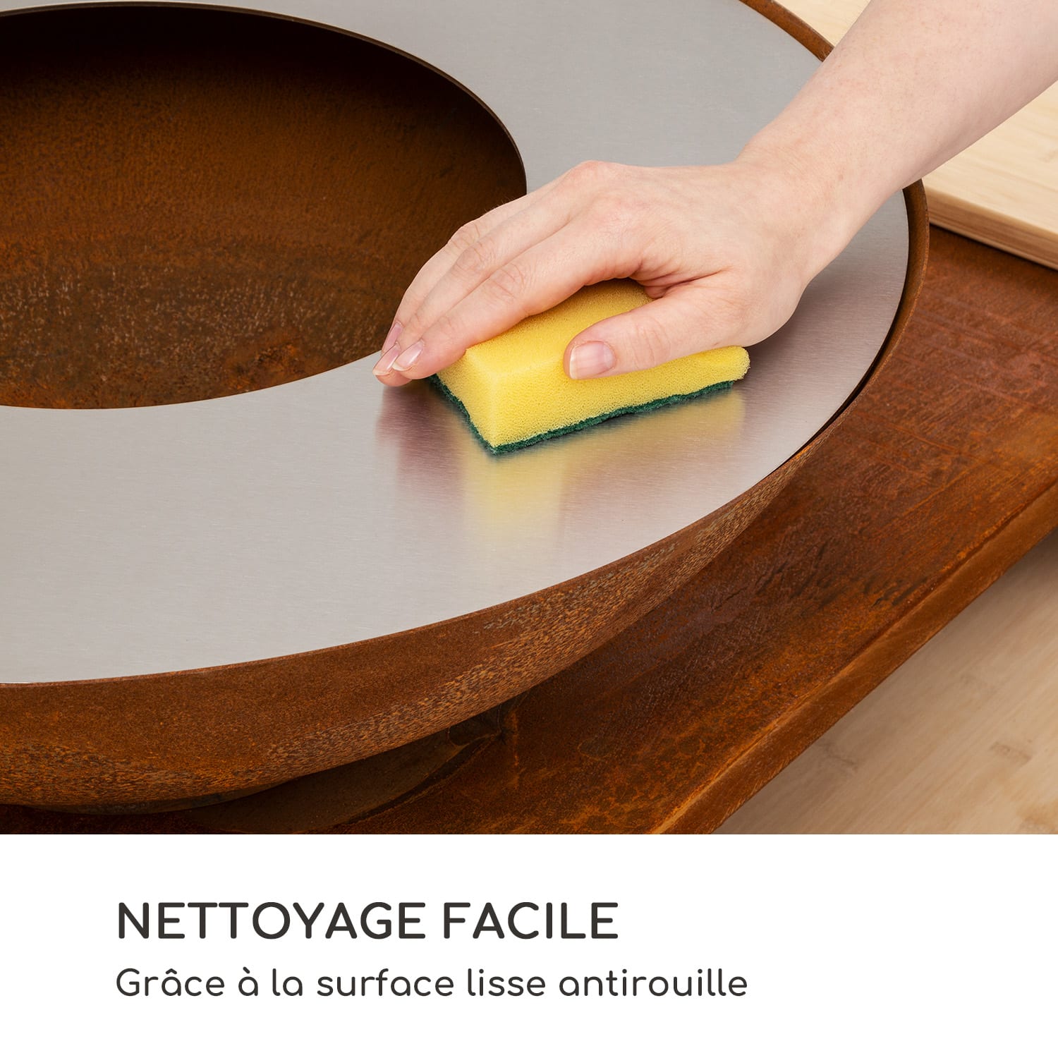 Savage 2.0 Wide vuurschaal met grill bamboe snijplank incl. regenhoes Trolley | Roest