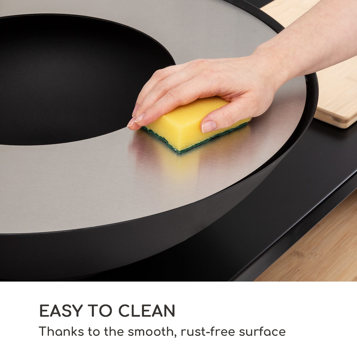 Savage 2.0 Wide, ognjišče z žarom, bambusova deska za rezanje, zaščitni pokrov Voziček | Črna