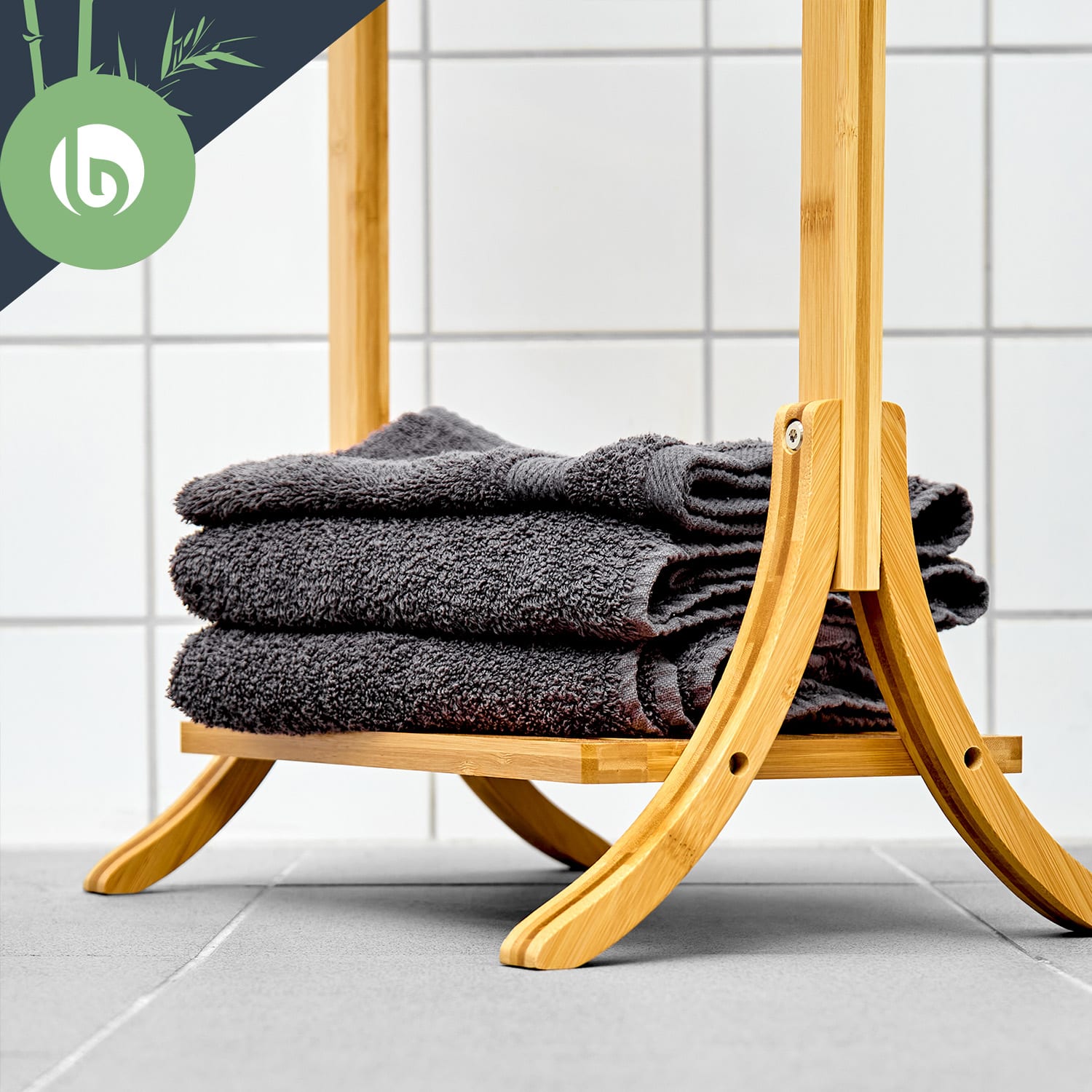 Věšák na ručníky, 3 tyčky na ručníky, 40 x 104,5 x 27 cm, žebříkový design, bambus