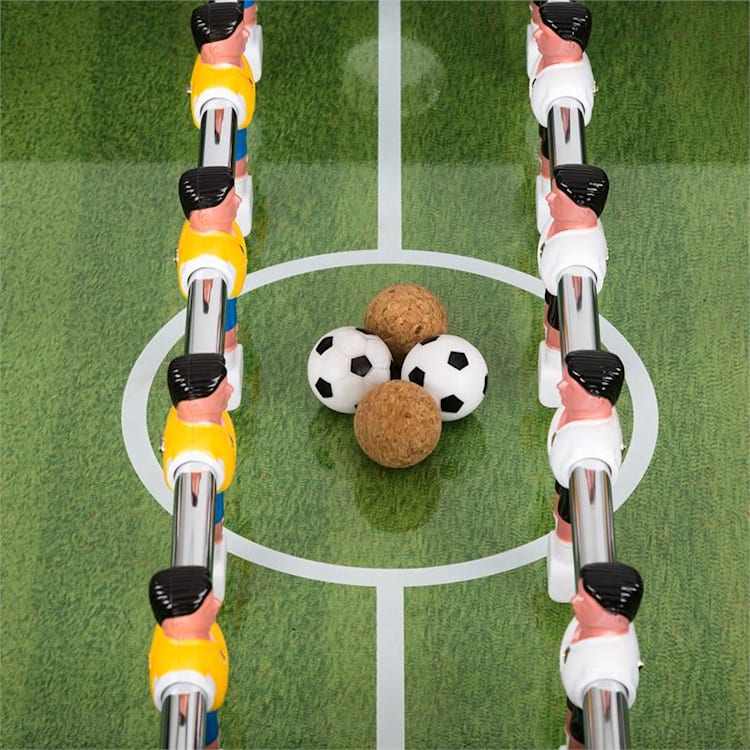 Maracanã stolni nogomet, turnirske dimenzije, kuglice od prirodnog pluta, držač za napitke, crna boja