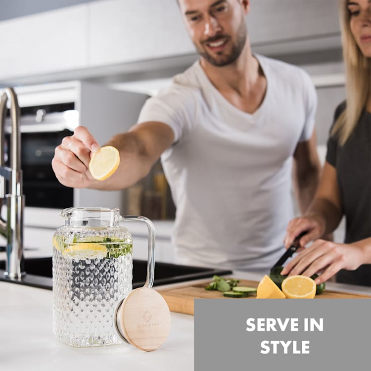 Glaswerk Livenza - Caraffa per l'acqua, 1,5 litri, vetro borosilicato, filtro di acciaio inox, coperchio
