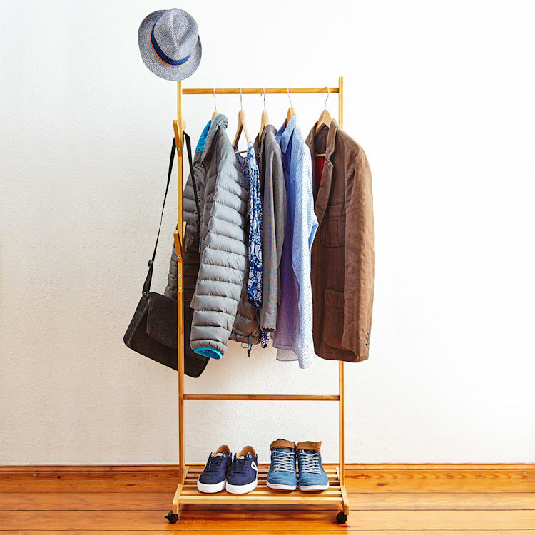 Garderobe met bergruimte kledingstandaard 57,5 x 173 cm asymmetrisch design bamboe