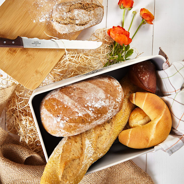 Stigby 2-in-1 Brotkasten mit Schneidebrett Metallblech Bambus Weiß