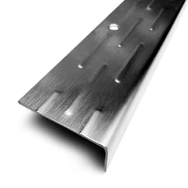 Nez de marche strié B8 55 x 25 x 2450 mm - Inox brossé photo du produit