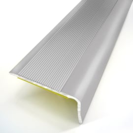 Nez de marche aluminium 6VA photo du produit