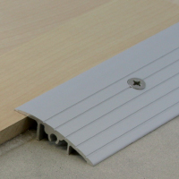 Profilés carrelage pour les sols