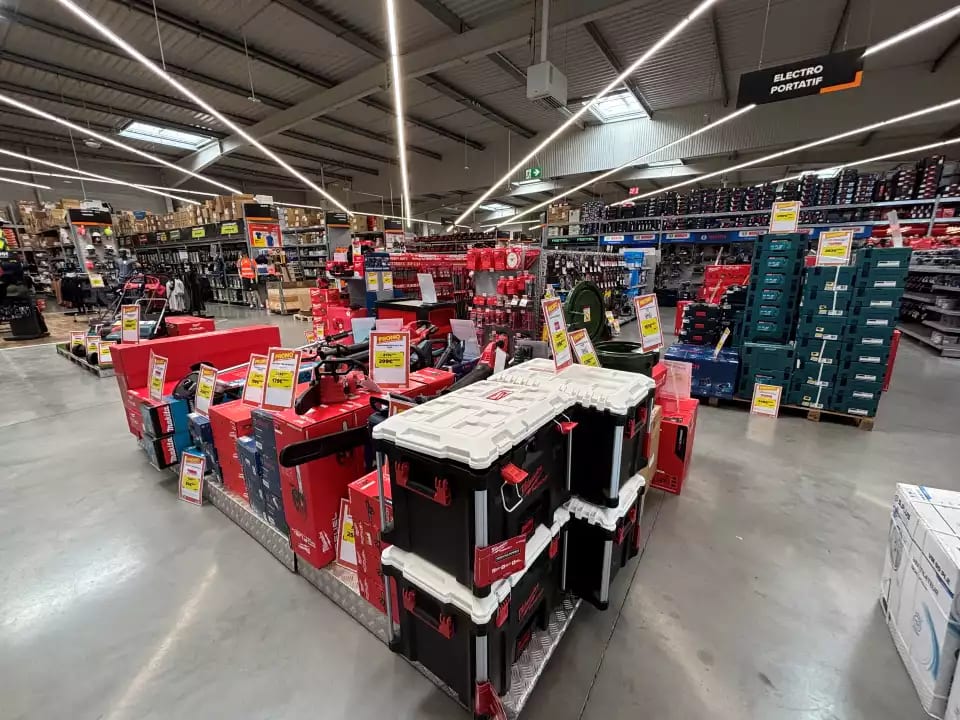Gamme d'équipements professionnels pris en charge par le SAV Champion