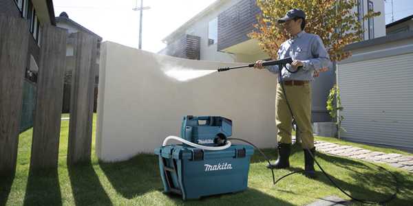 Nettoyeurs Makita