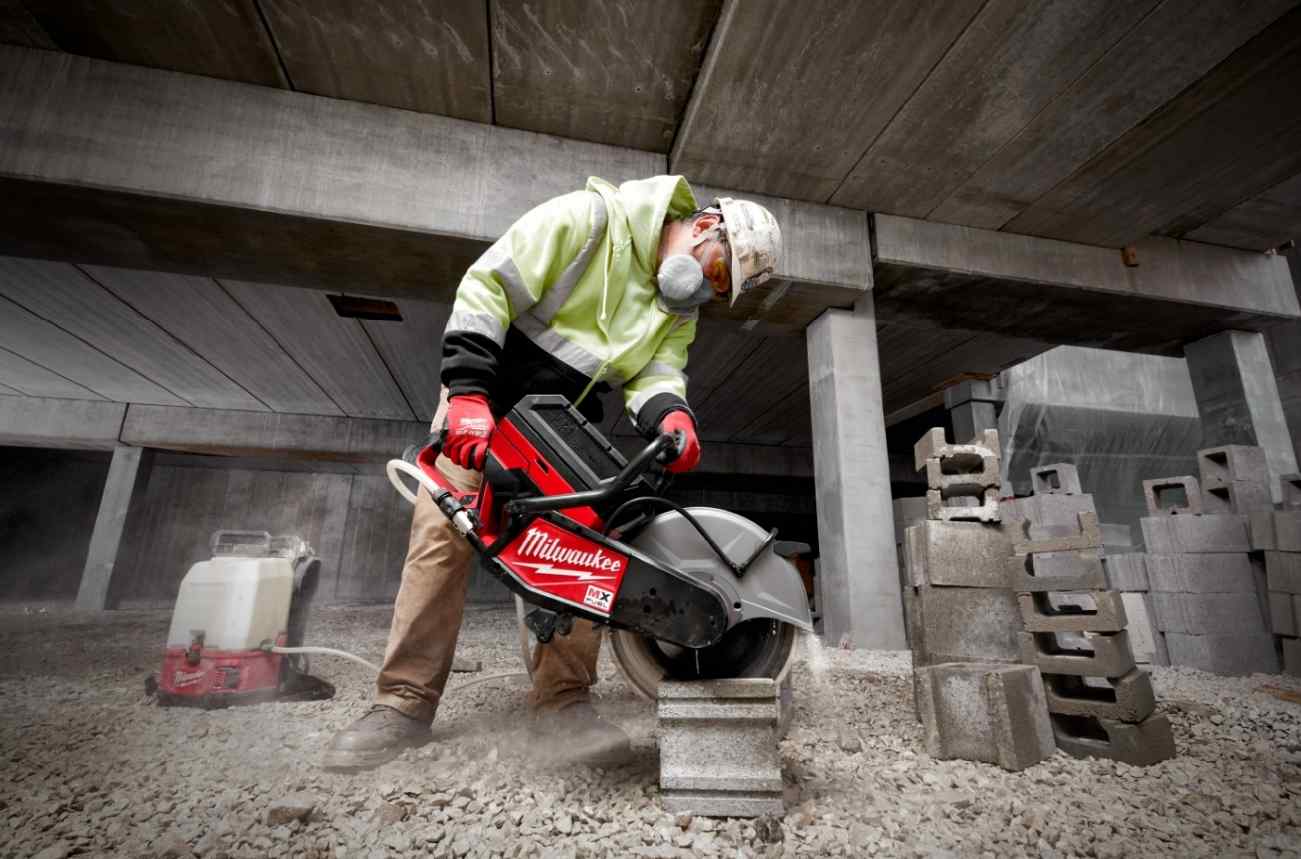 Découpeuse béton MXF COS350G2 MX FUEL™ Ø350mm Milwaukee