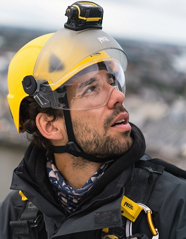Casque de sécurité en situation
