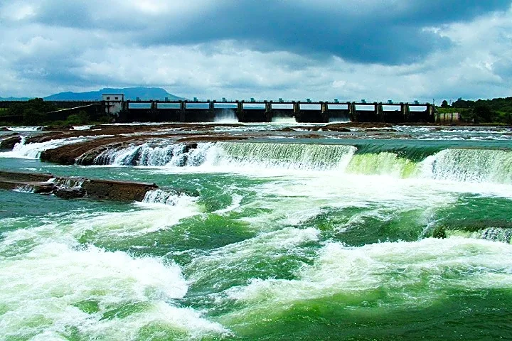 Khadakwasla Dam