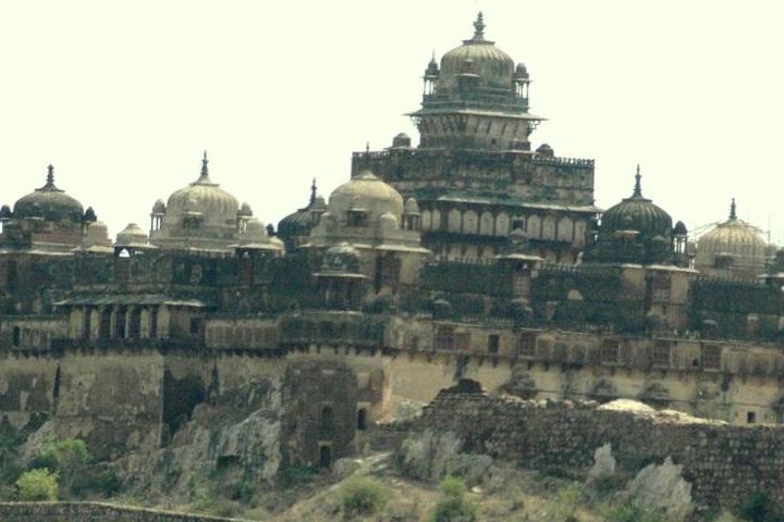 datia nearest tourist places