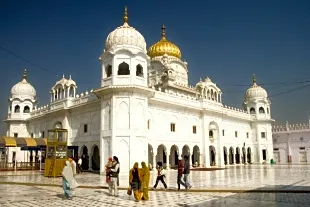 gurdwara dukh nivaran sahib patiala