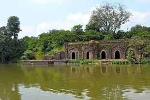 Rani Talab Mandir