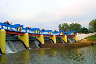 Aruvikkara Dam