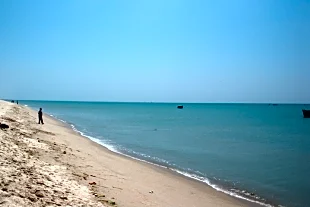 Dhanushkodi Beach