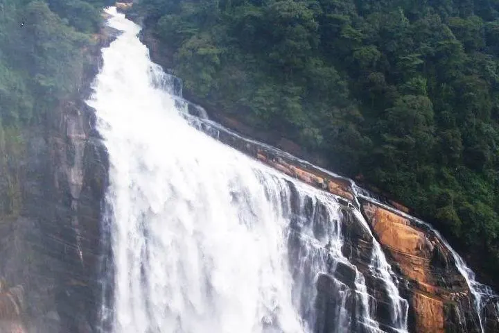 sirsi dam tourist place