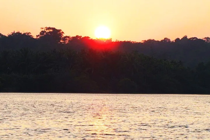 sirsi tourist car