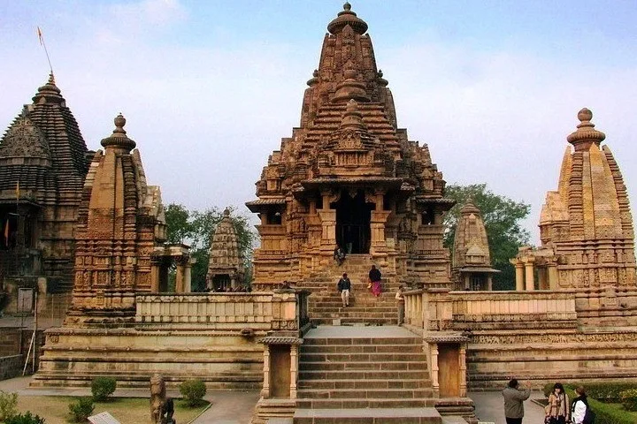 tourist spots in khajuraho