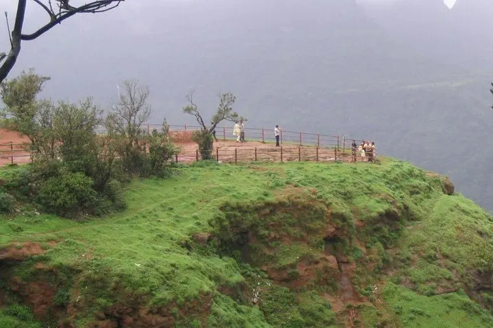 tourist places in matheran