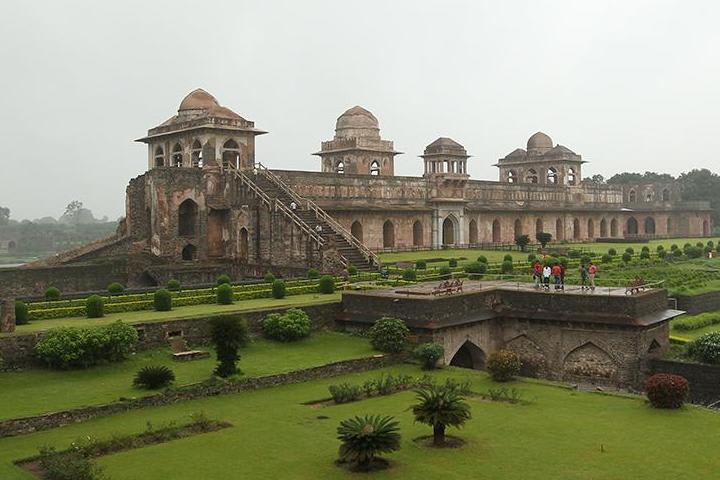 MANDU