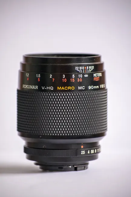 Rokunar V-HQ Macro MC 90mm f/2.5