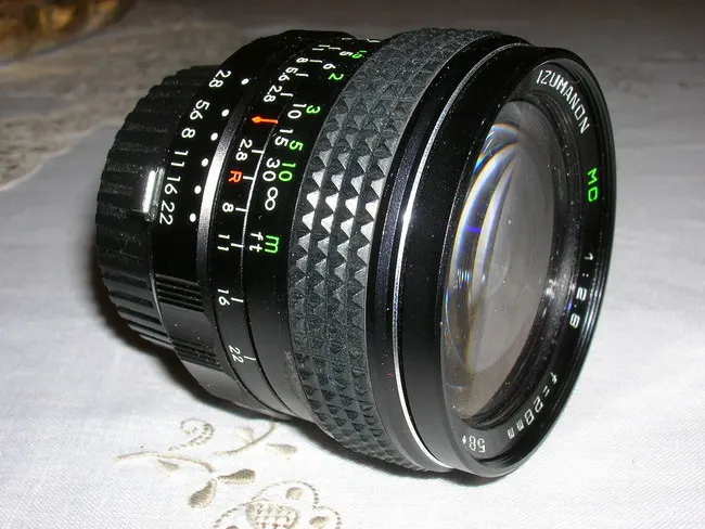 Izumanon 28mm f/2.8 MC
