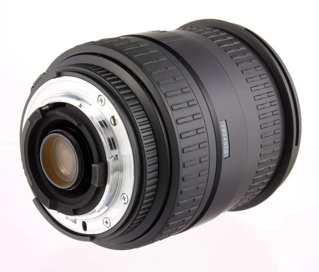 Sigma AF 28-200mm f/3.5-5.6 DL Aspherical Macro