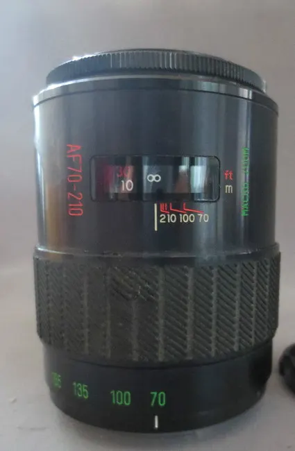 Voigtlander Skoparex 70-210mm f/4.0-5.6 AF MC