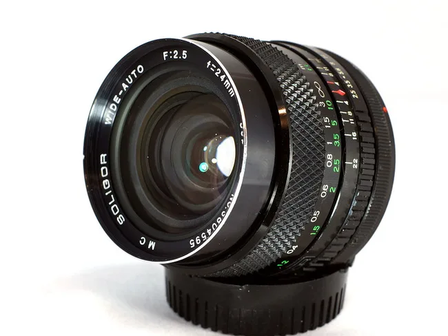 Soligor 24mm f/2.5 Wide-Auto MC