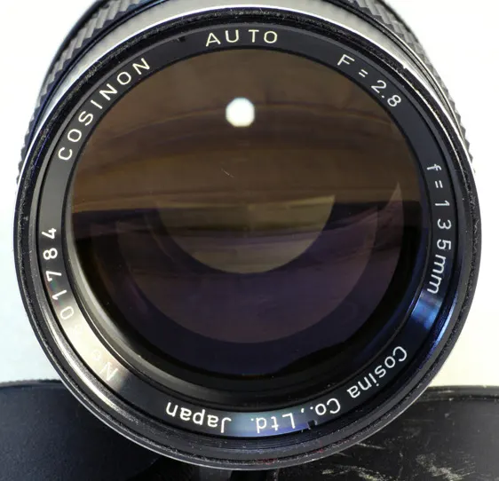 Cosinon Auto 135mm f/2.8 (1)
