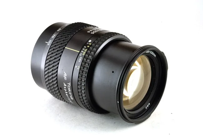 Tokina AF 28-105mm f/3.5-4.5 Aspherical