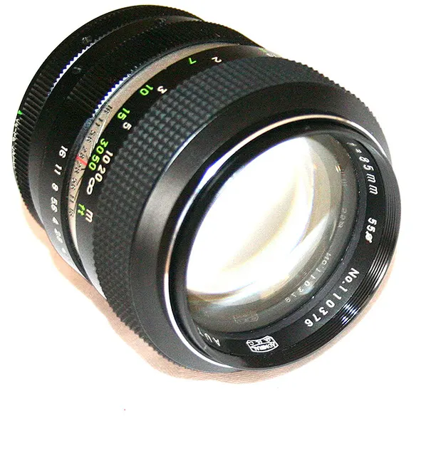 Admiral 85mm f/1.7