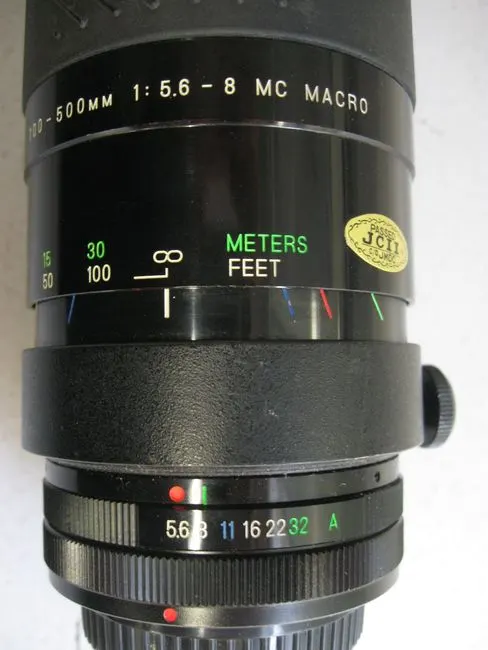 Vivitar Series 1 100-500mm f/5.6-8.0 VMC Macro