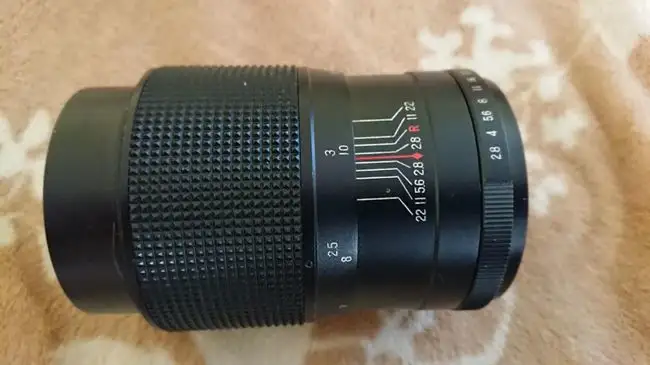 Albinar 135mm f/2.8 UMC Special