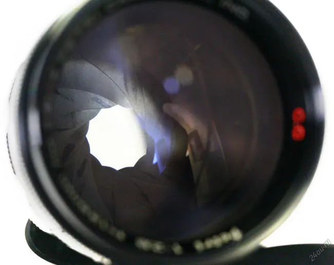 Petri 135mm f/2.8 C.C