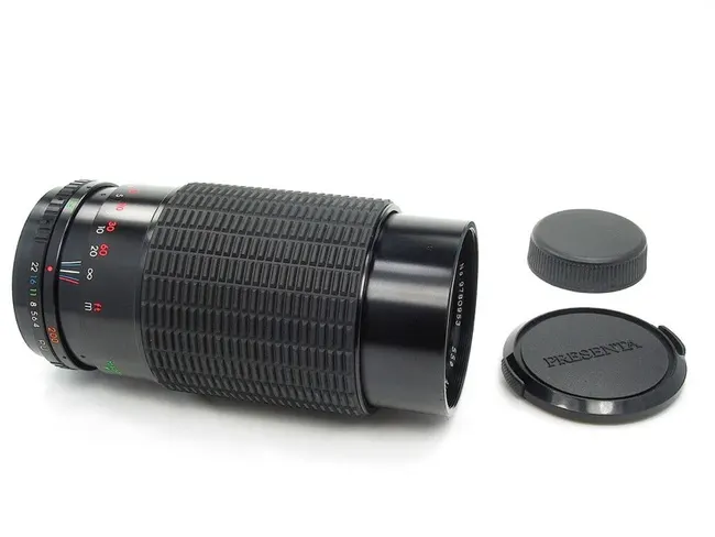 Presenta 80-200mm f/4.0 MC Auto Zoom