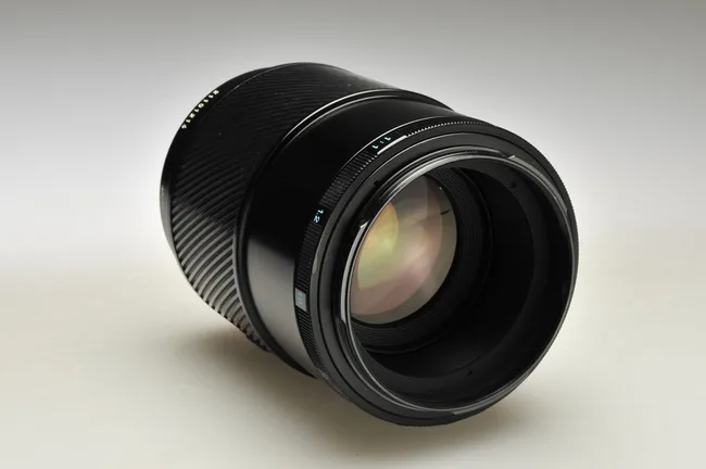 Minolta AF 100mm f/2.8 Macro